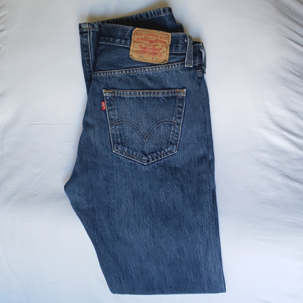 Levi's Original 501 Straight Leg button fly jeans 33x34